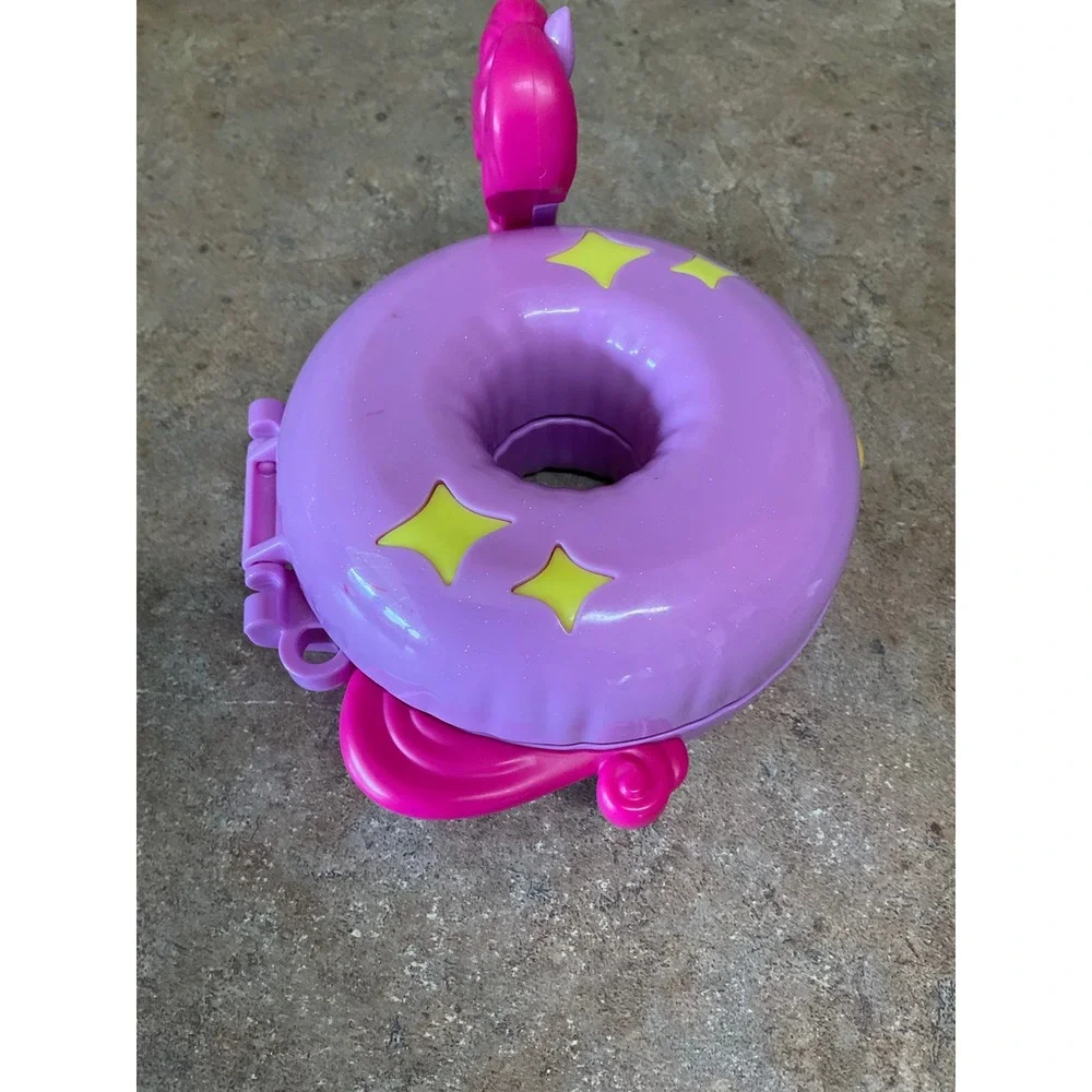Polly Pocket Donut Pajama Party Unicorn Slumber Party Compact Playset‎ Purple